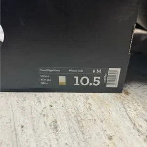 On Running | Shoes | New In Box Mens On Cloud 5 Limited  display picture 2